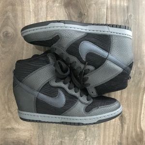 NIKE Dunk Sky Hi Wedge Sneaker 7.5